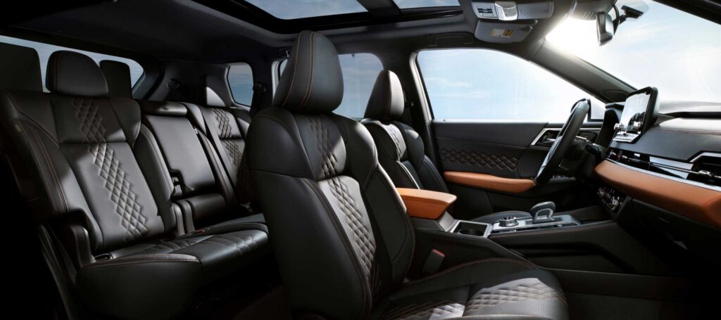 Mitsubishi Outlander 2025